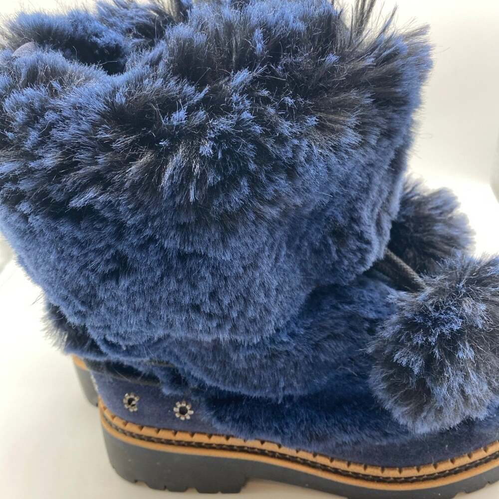 Sam Edelman Blanche Fur Boot in deep blue with black undertones. Size 6 1/2